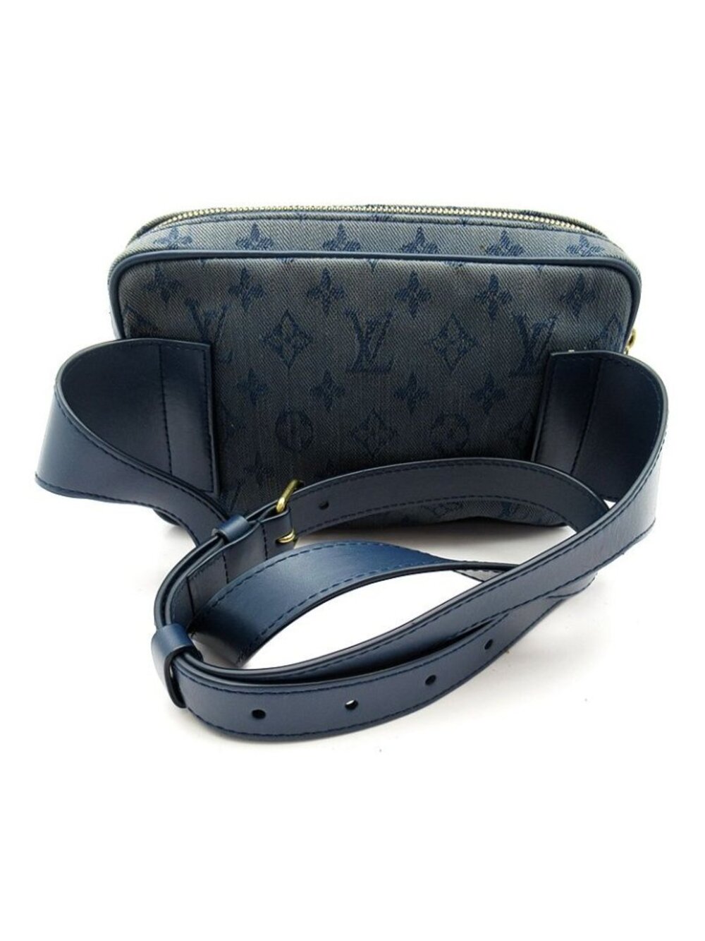 Louis Vuitton Bam Outdoor Monogram Denim Belt Bag Blue - Picture 4 of 7